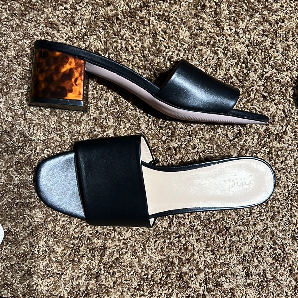 Find open toe block heels